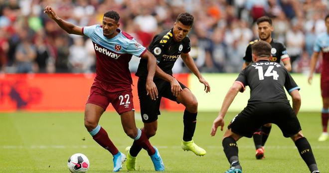 欧冠积分榜分析：各队晋级形势紧张,