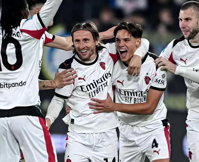 篮球火箭主力球员受伤缺阵