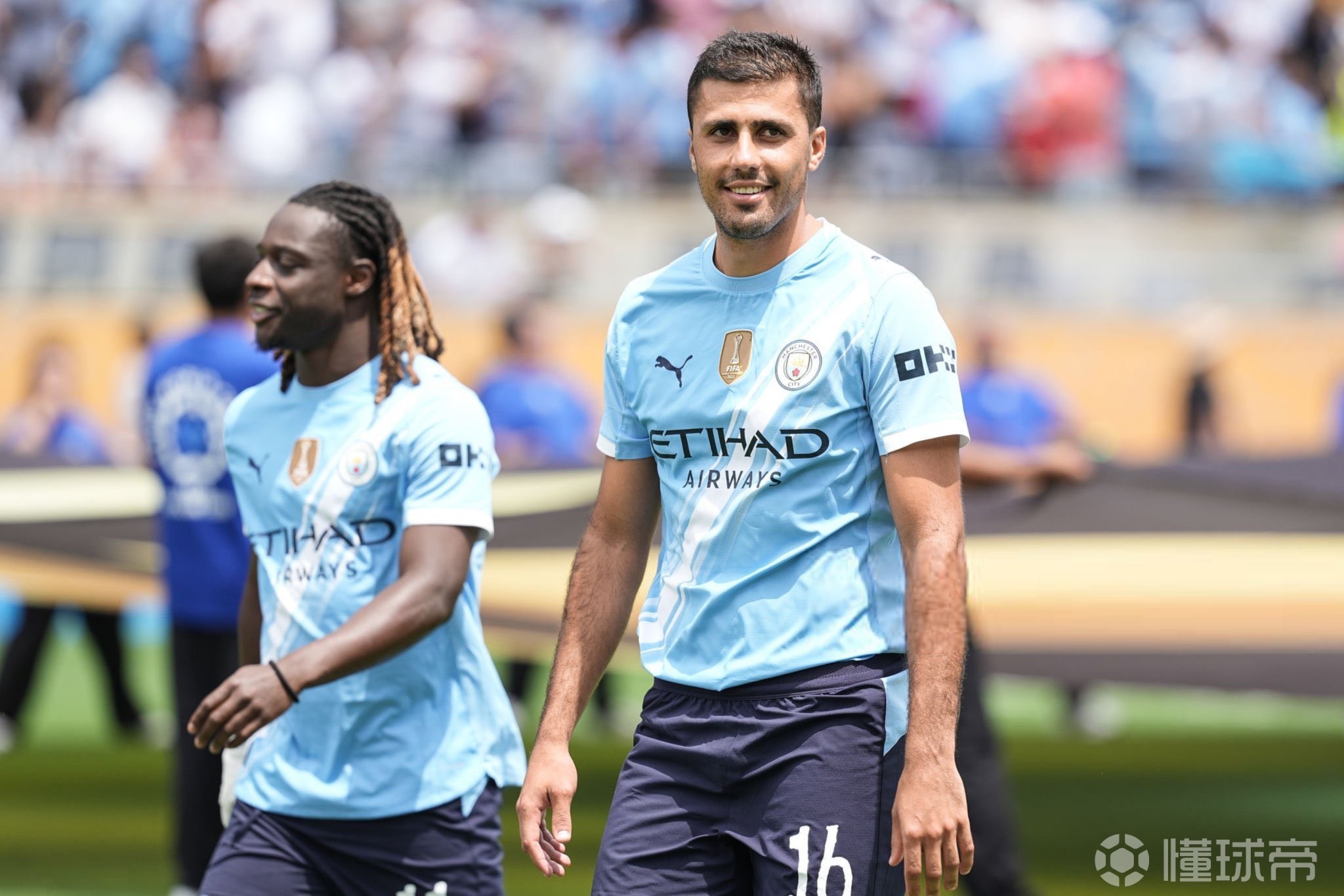 名记还原leeway事件：保罗私自指点伦纳德被小范甘迪警告