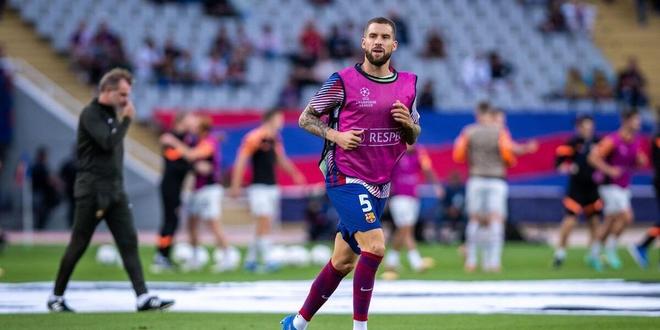 从天堂到地狱，索博在2-1领先后疯狂庆祝，被绝杀后伤心落泪