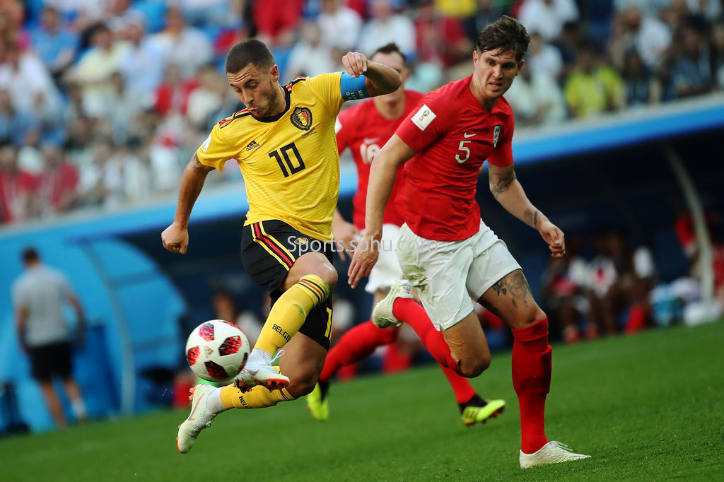 官方：狼队签下挪威后卫沃尔费；据悉转会费为1200万欧