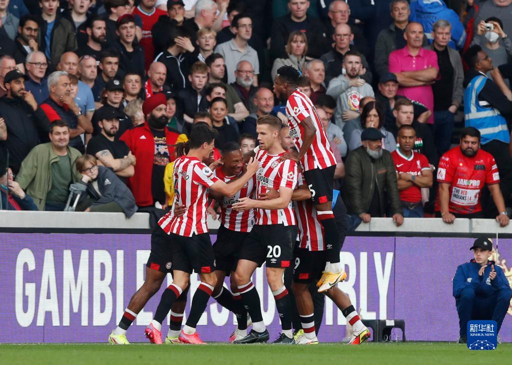 记者：于帕在穆西亚拉等3人续约后改变了自己的续约诉求