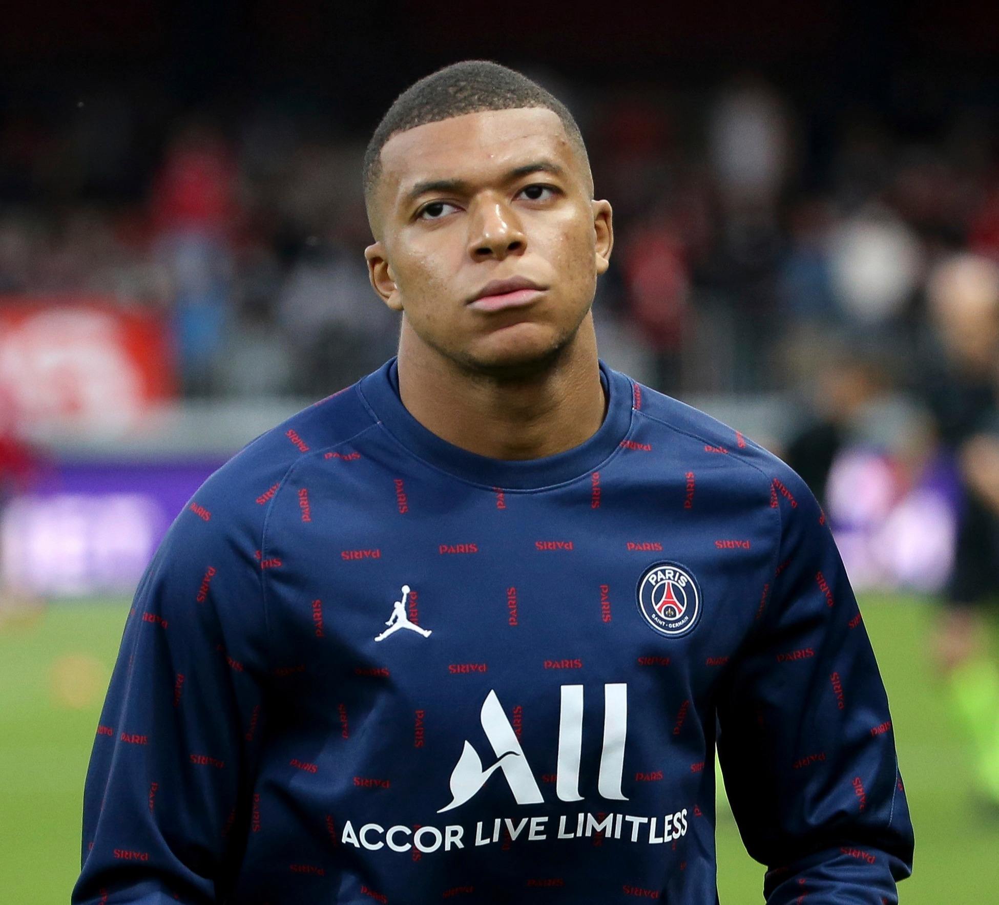 曼联球员状态回暖，连续进球