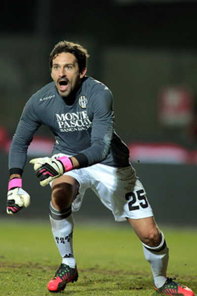 沙拉维：现在谈意甲冠军为时过早，还没有哪支球队能统治联赛