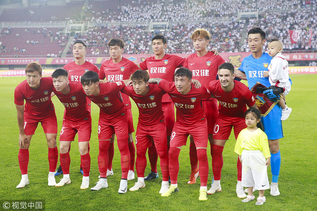 林诗栋刁钻进攻线路对决卡尔伯格顽强防守