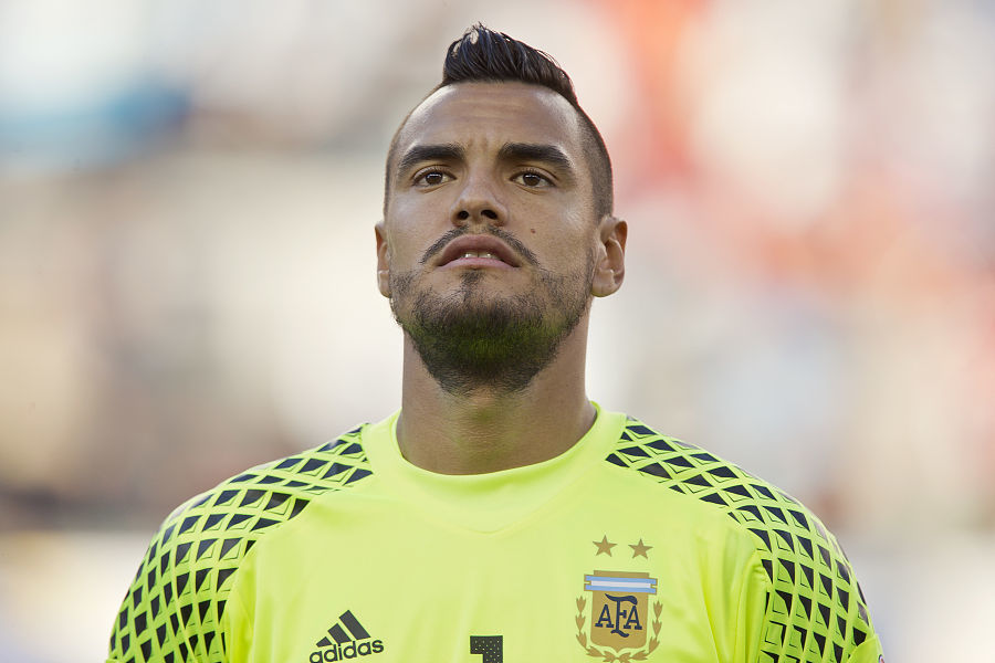 收官战梭鱼湾球市火热，大连英博小程序各价位球票均显示售罄