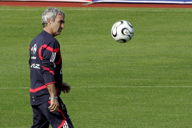 官方：青岛海牛外援拉德曼诺瓦茨自由身离队，转战匈牙利联赛