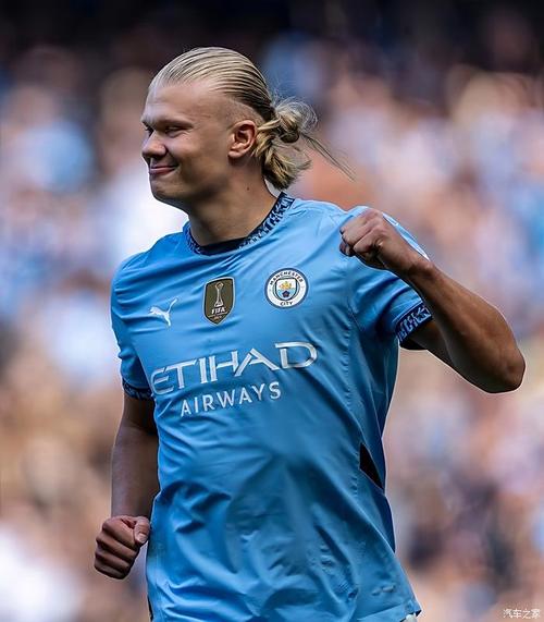 川超凉山队球员飞踹主裁，律师：或面临拘留、罚款和长期禁赛