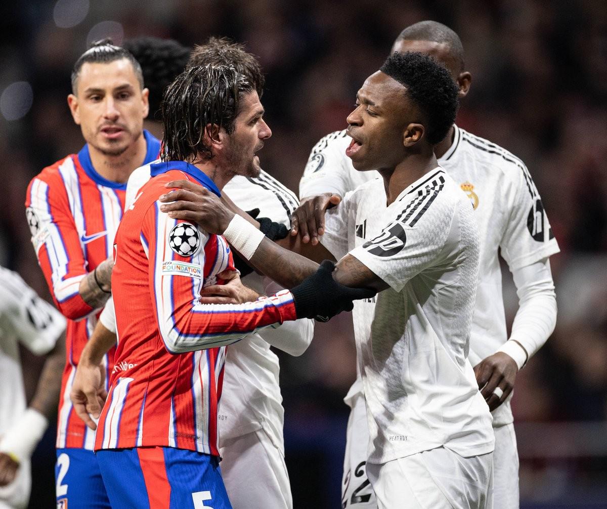 波黑3-1逆转十人罗马尼亚，哲科破门，巴伊拉克塔雷维奇建功