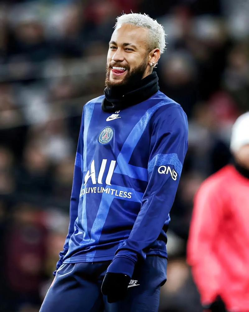 弗罗因德：球队展现了能量和韧性，我非常欣赏这样的胜利